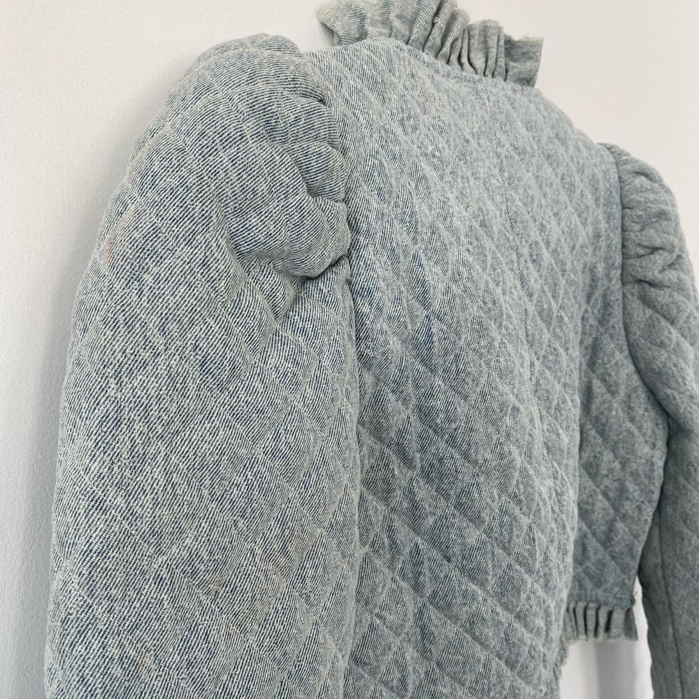 Quilted Puff-shoulders Jacket in Soft Blue